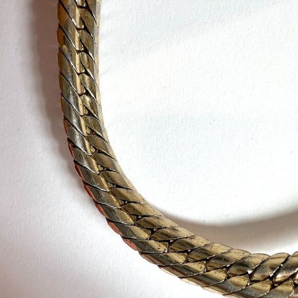 Vintage Y2K Gold Chunky Snake Rope Chain Choker Necklace - Minimal Jewelry - Picture 7 of 7